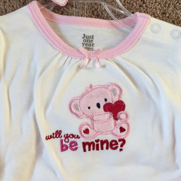 🎉 JUST ONE YEAR Valentine’s Day Onesie & Pants Set, size 3-6 - Picture 3 of 4